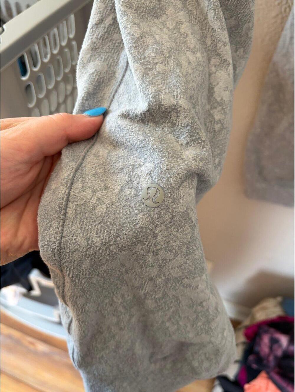 Lululemon Ready to Rulu Jogger 29in Grey Print size 12. $108 retail. Previous pi - Picture 5 of 7